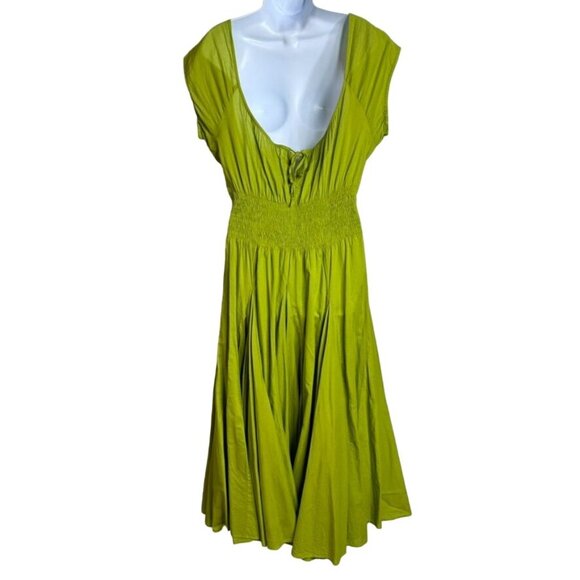 Elegant Green Women's Dress - Picture 2 of 14